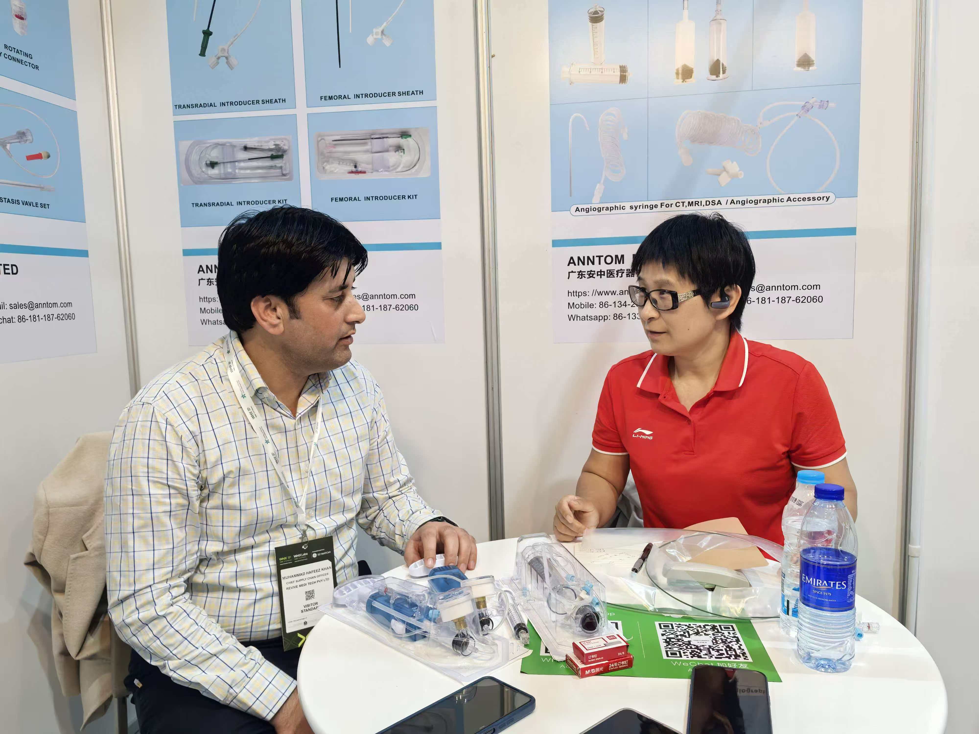 Condolences to frontline anti-epidemic workers in Songshan Lake Community, Dongguan